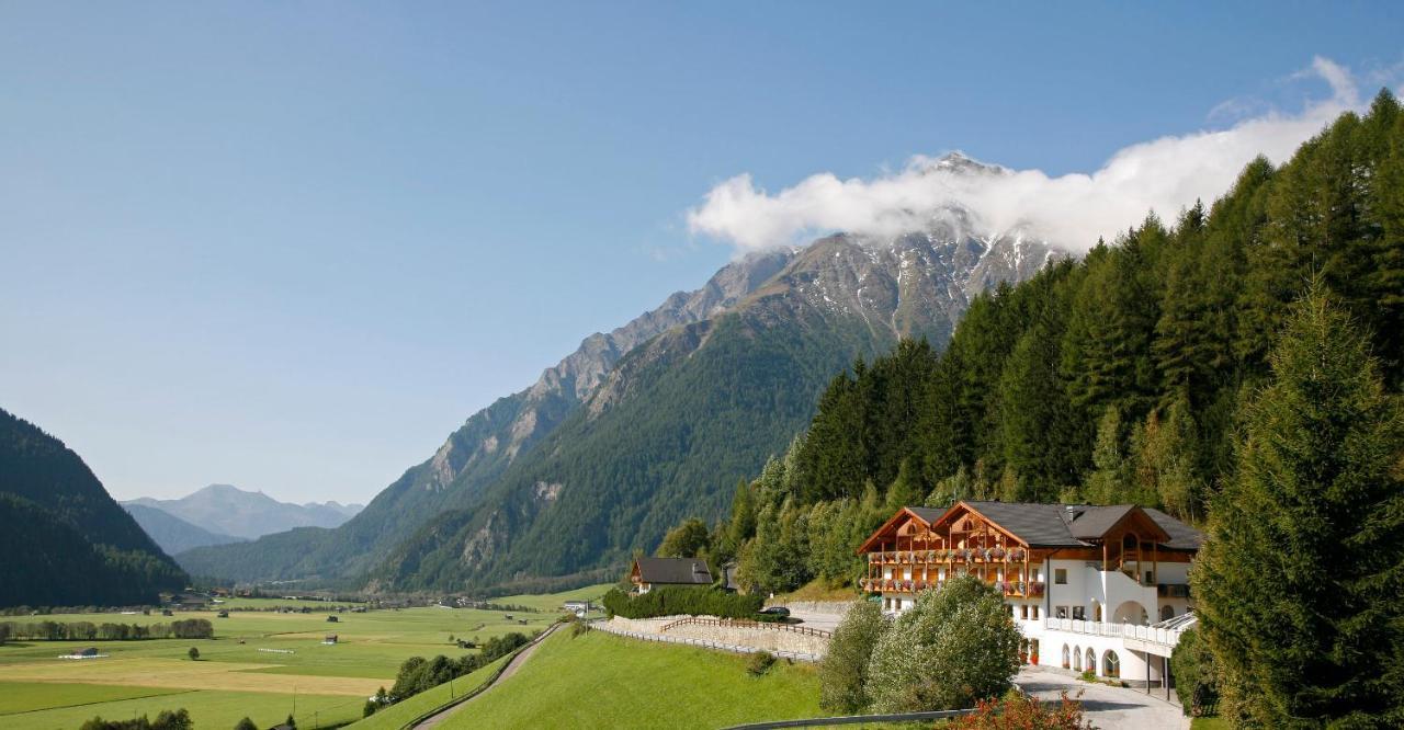 Hotel Kranebitt Val di Vizze Exterior foto