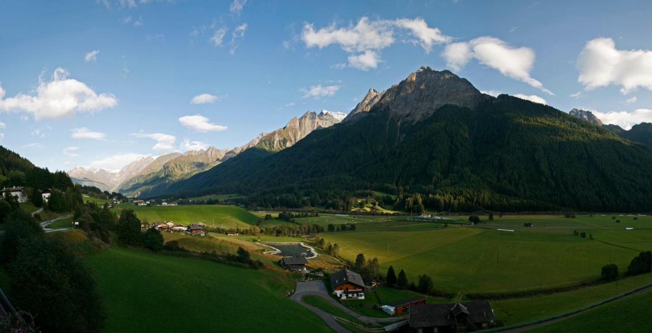 Hotel Kranebitt Val di Vizze Exterior foto