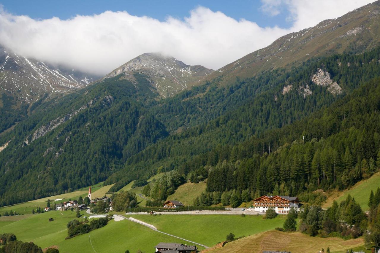 Hotel Kranebitt Val di Vizze Exterior foto