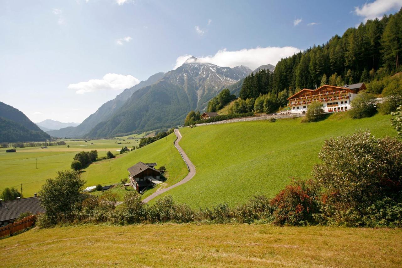 Hotel Kranebitt Val di Vizze Exterior foto