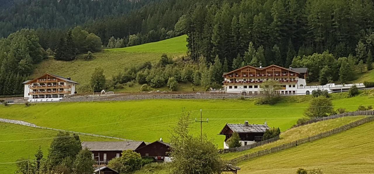 Hotel Kranebitt Val di Vizze Exterior foto